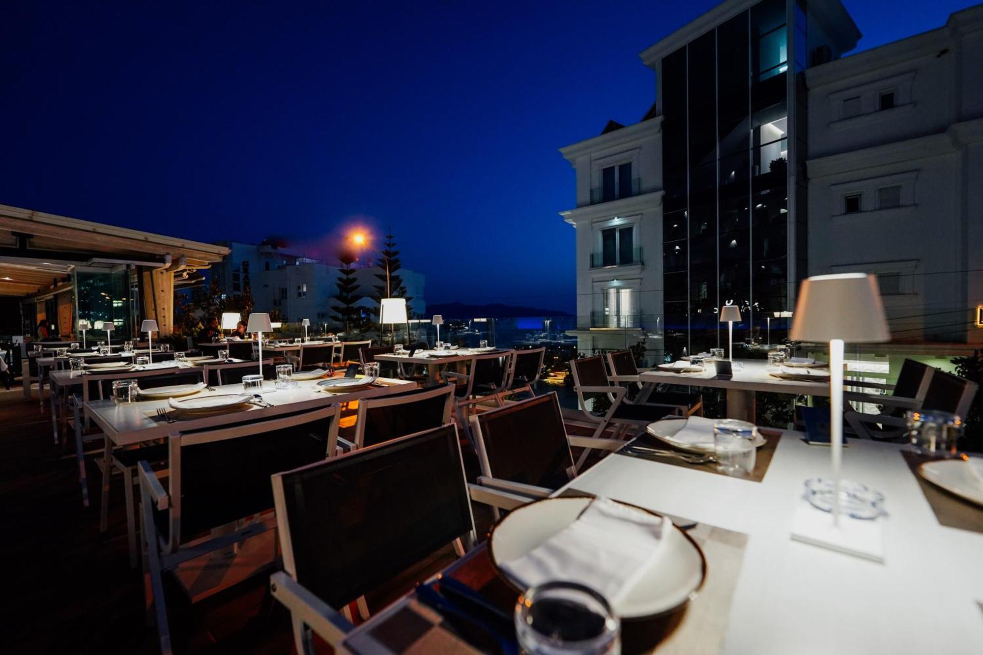 Hotel Agimi Sarandë Exterior foto