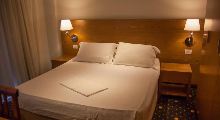Hotel Agimi Sarandë Exterior foto